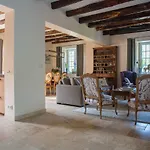 Maison Du Cèdre *