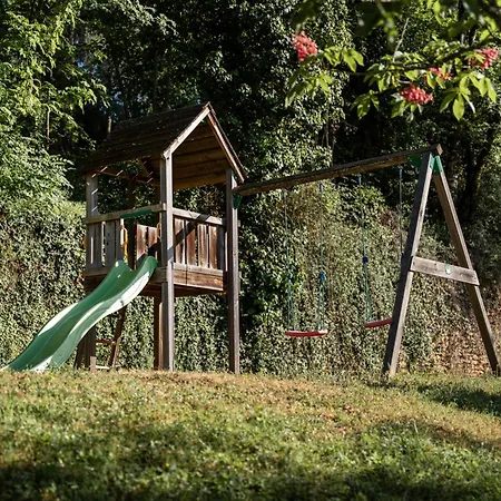 Maison Du Cèdre Casa vacanze *